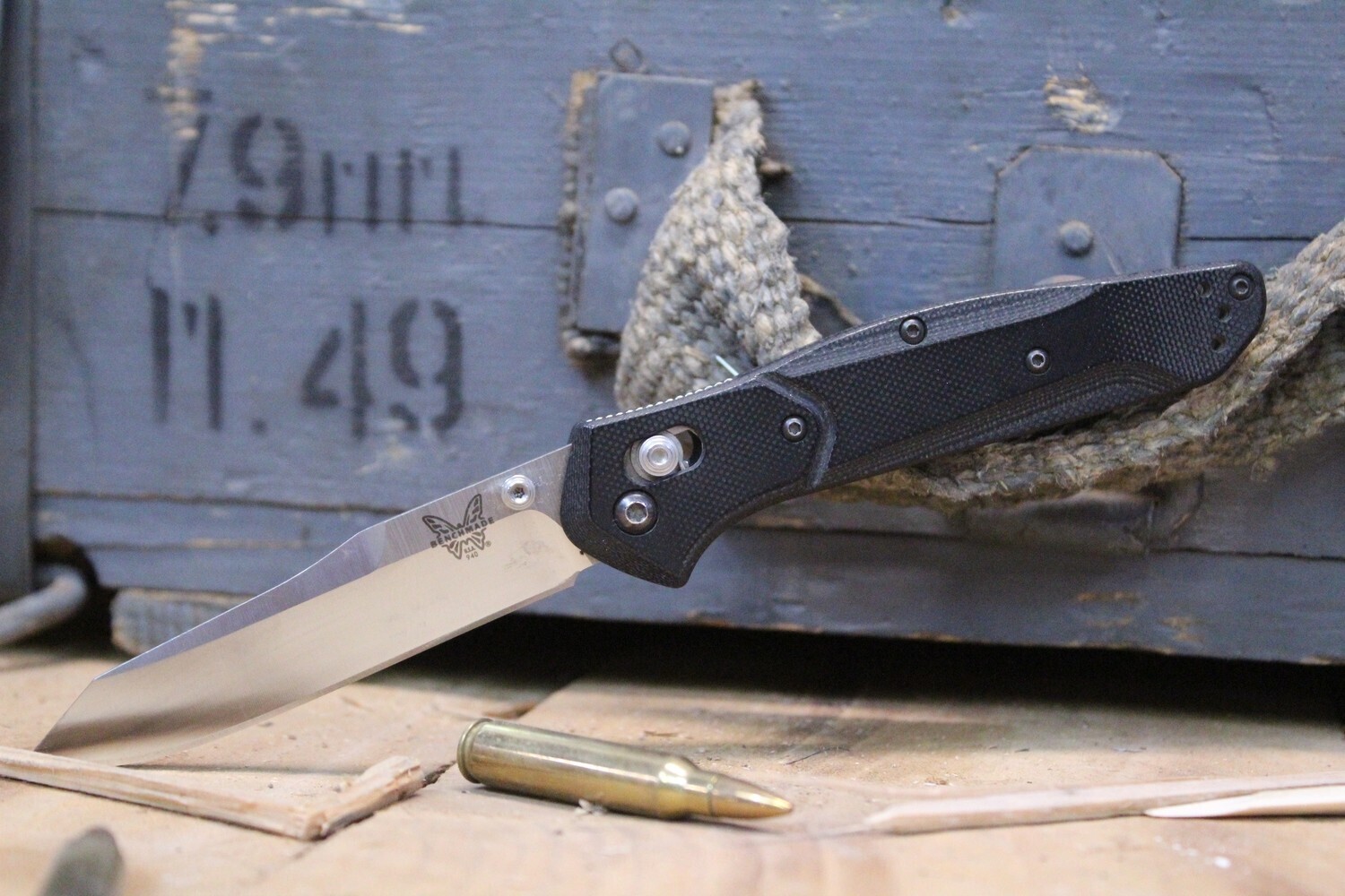 Benchmade Osborne 3.4" AXIS Lock Knife / Satin / Black G10 / S30V