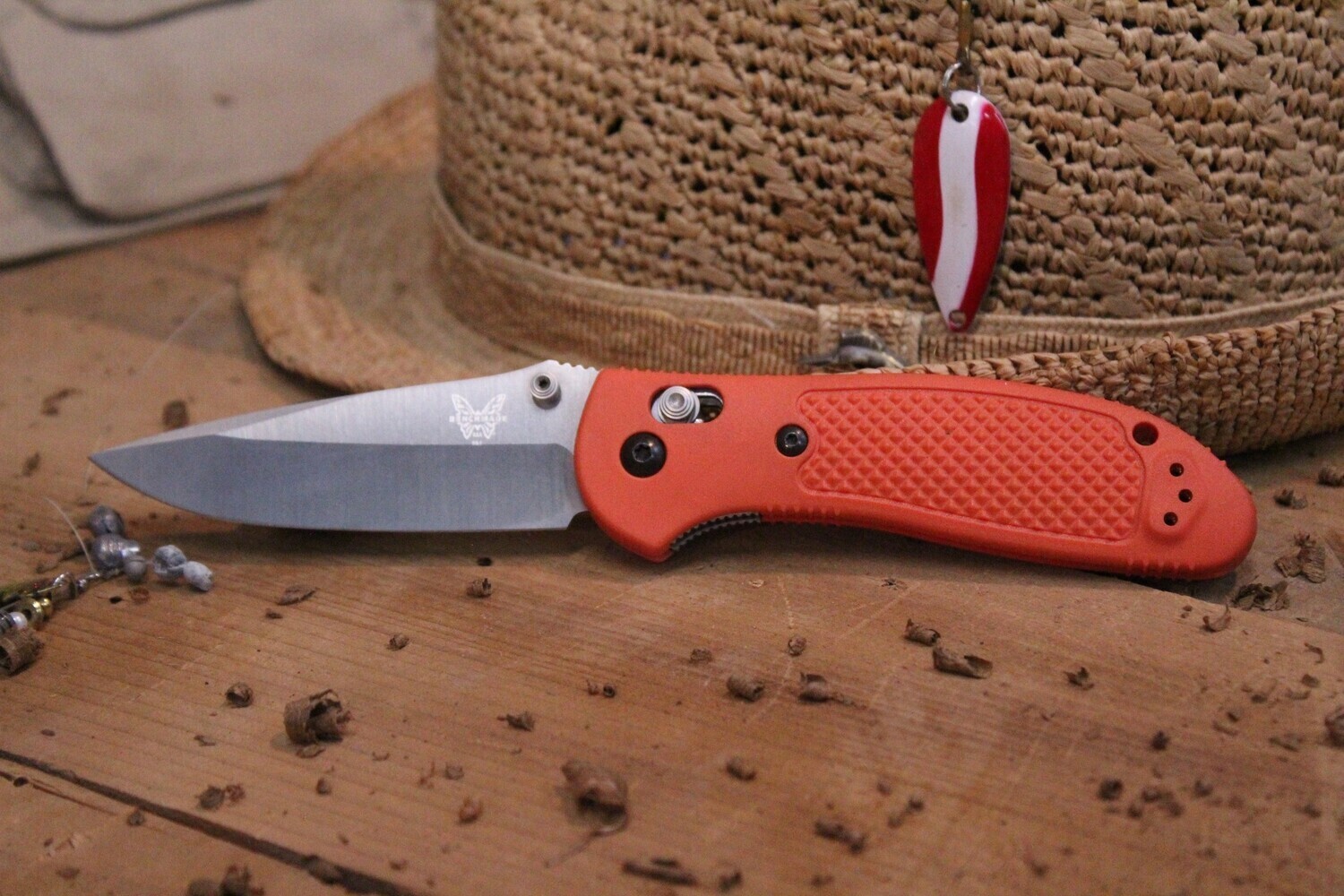 Benchmade Griptilian 3.45&quot; AXIS Lock Knife / Satin / Orange / N680 (Discontinued)