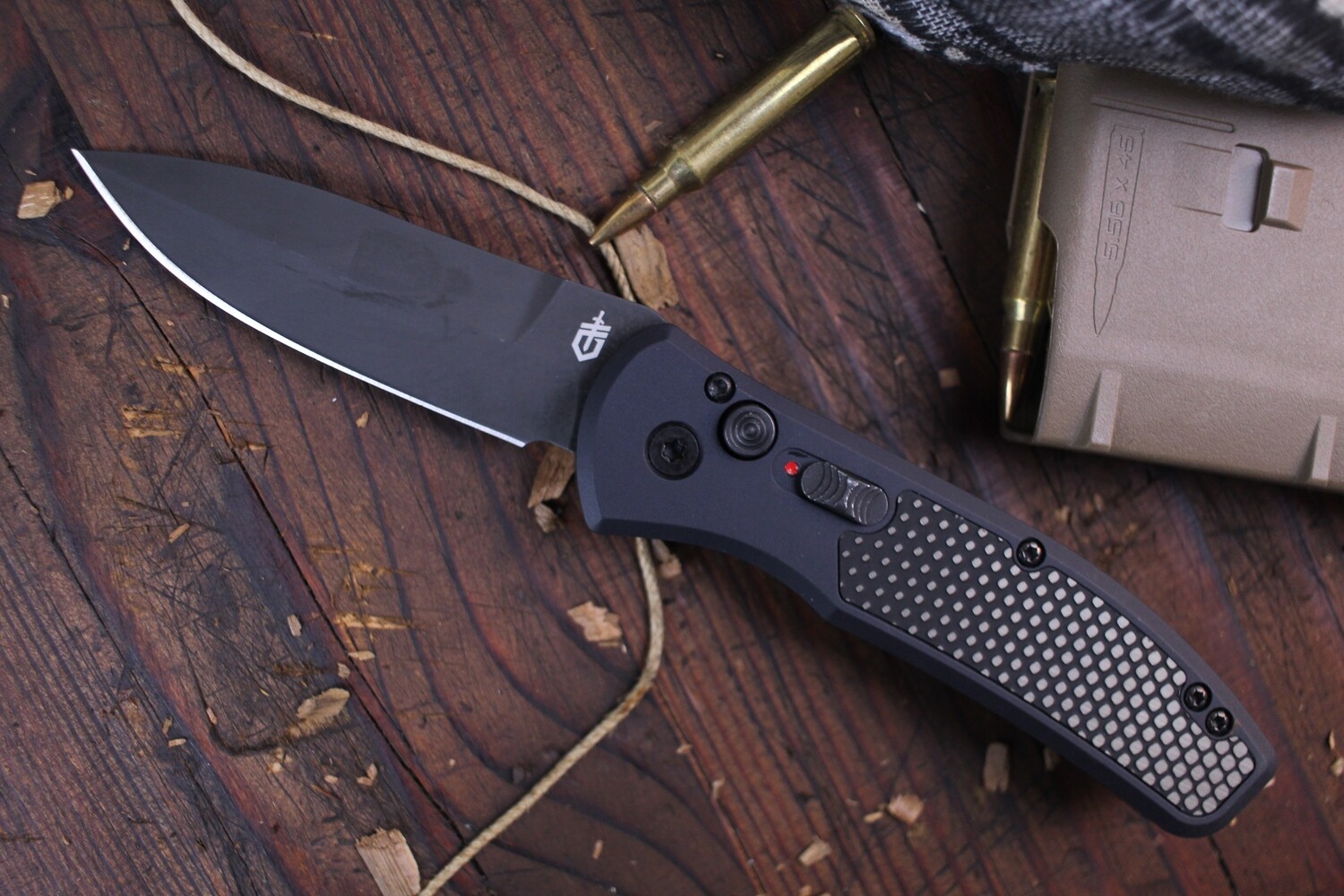 Gerber Empower 3.25&quot; Auto Flipper / Black Aluminum and Stainless Steel / Black S30V