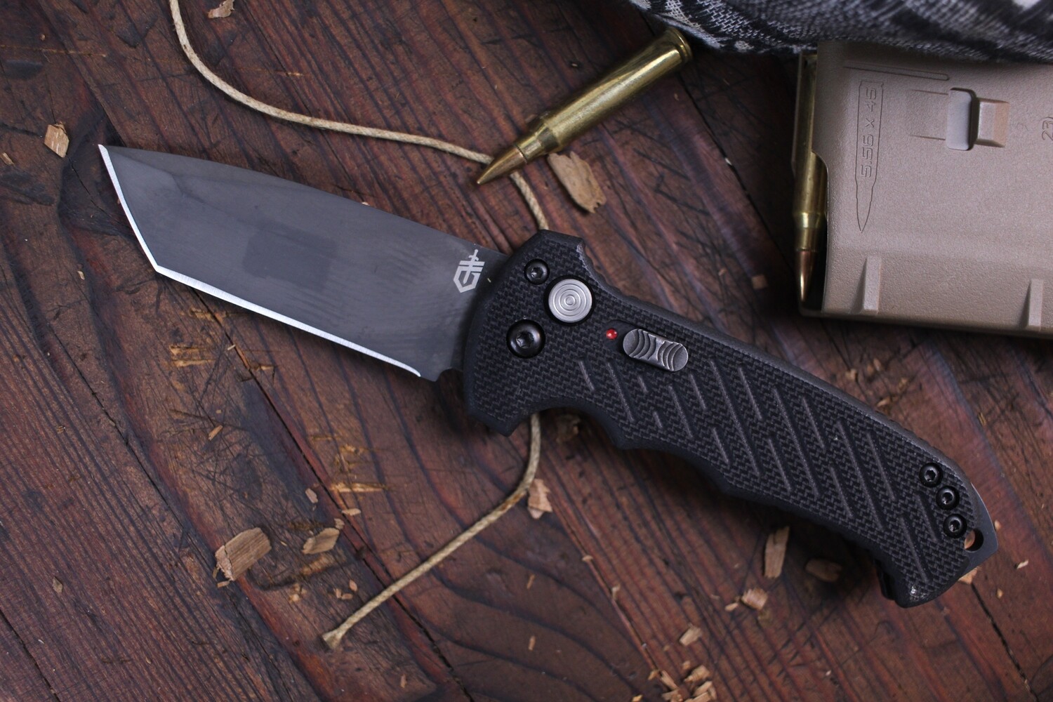 Gerber Auto 06 3.6&quot; Auto Flipper / Black G10 / Black Tanto S30V