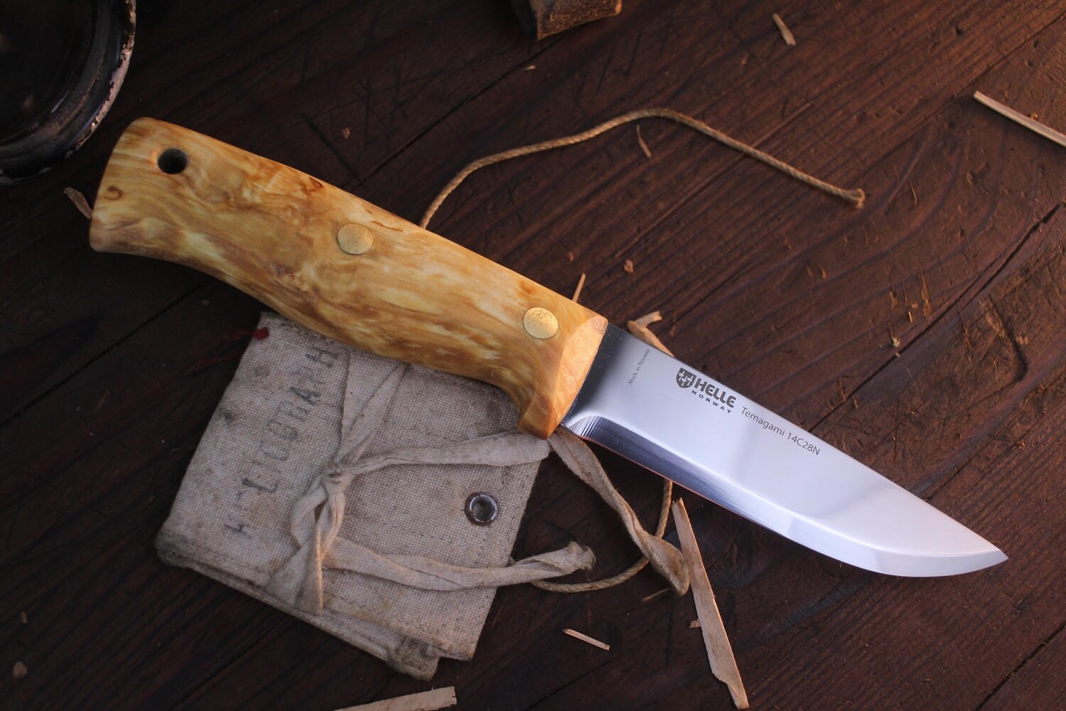 Helle Temagami 10 Year Anniversary 4.25" Fixed Blade / Curly Birch / 14C28N (Previously Owned)