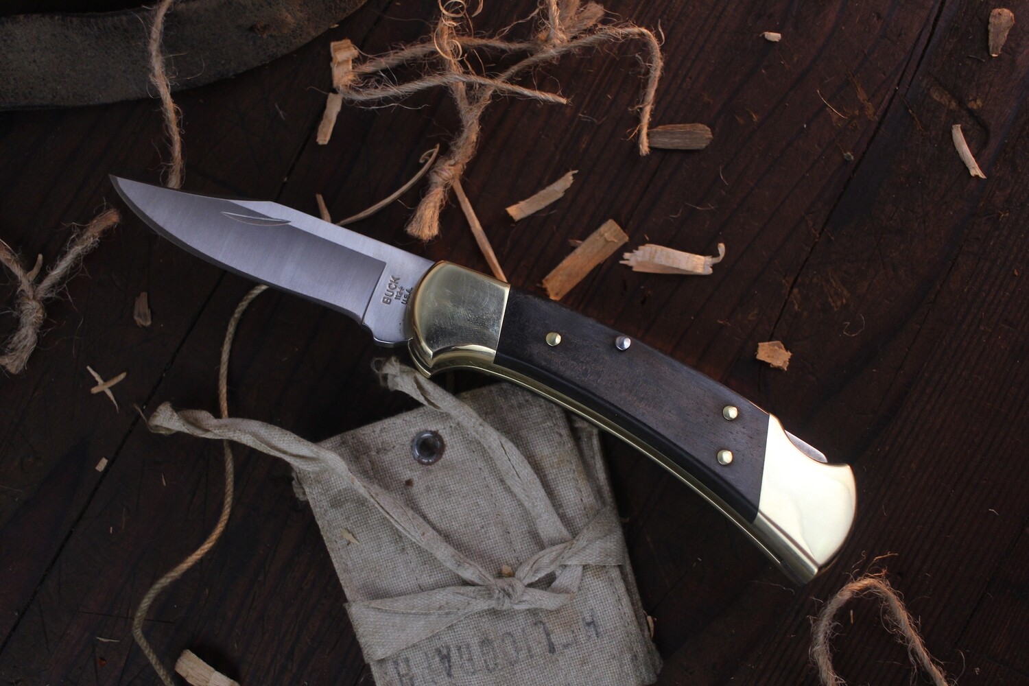 Buck 112 Ranger 3" Lockback Folder / Dark Wood &amp; Brass / Satin 420