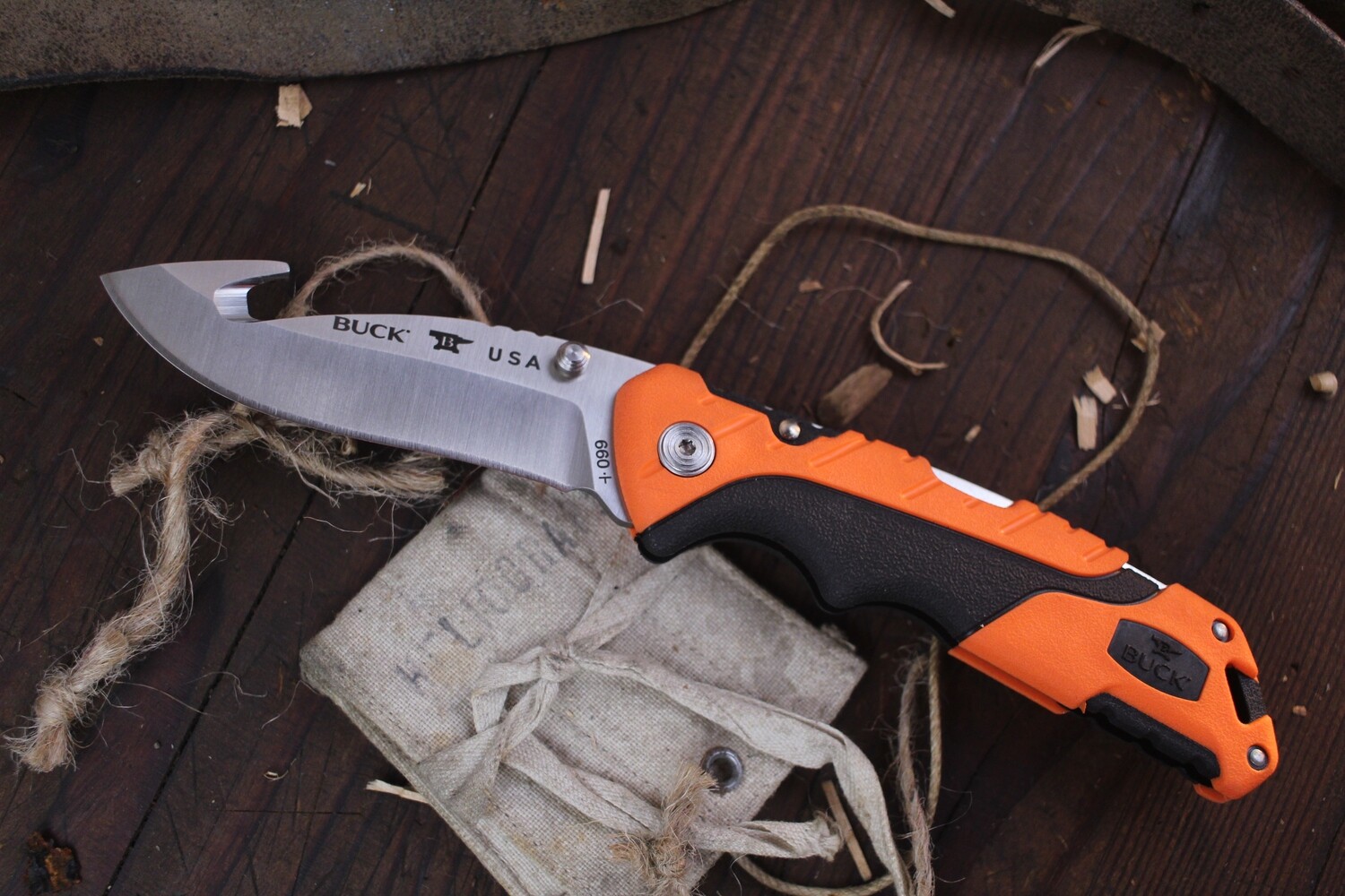 Buck Pursuit Pro 3.5&quot; Large Lockback Guthook Knife / Orange, Black FRN / Satin S35VN