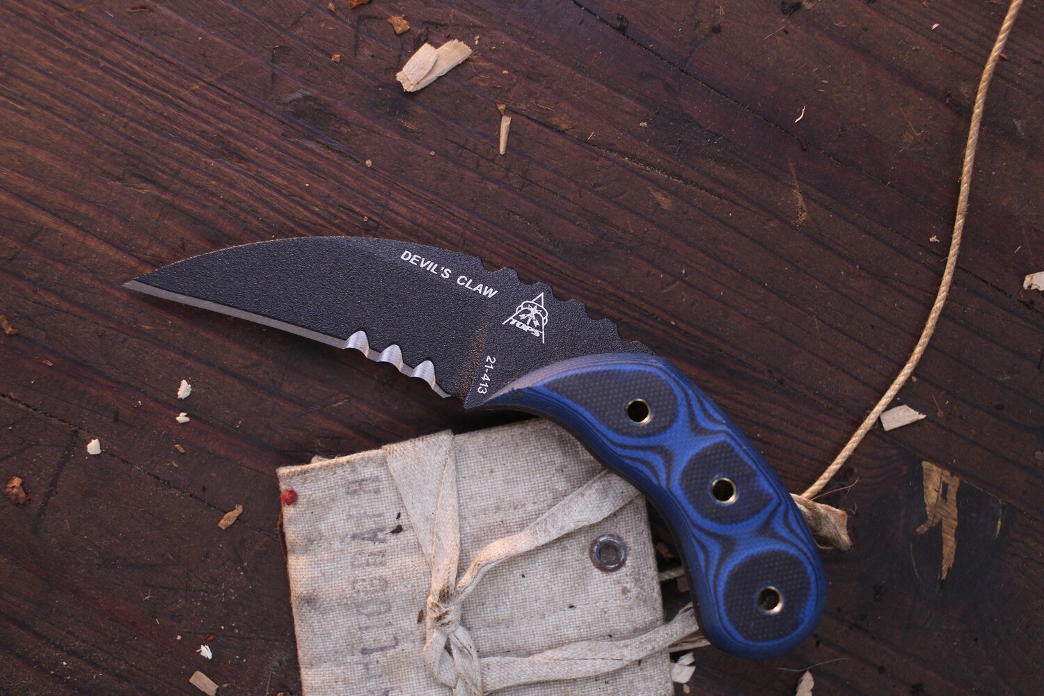 TOPS Devil&#39;s Claw 2.75&quot; Karambit / Black and Blue G-10 / Black 1095