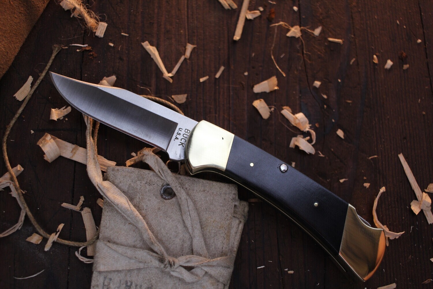 Buck Vintage Tribute 112 Ranger Lockback Folder / Black Micarta &amp; Brass Bolsters / Satin 440C ( Discontinued )