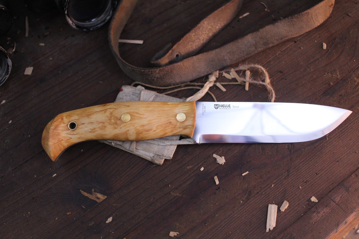 Helle Nord 5.75&quot; Fixed Blade / Curly Birch / Satin Sandvik 14C28N