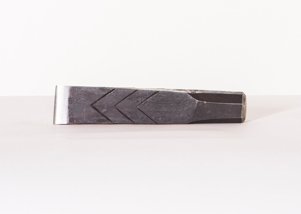 Gränsfors Bruk Twisted Splitting Wedge / 9" / 4 Lbs GB Carbon Steel