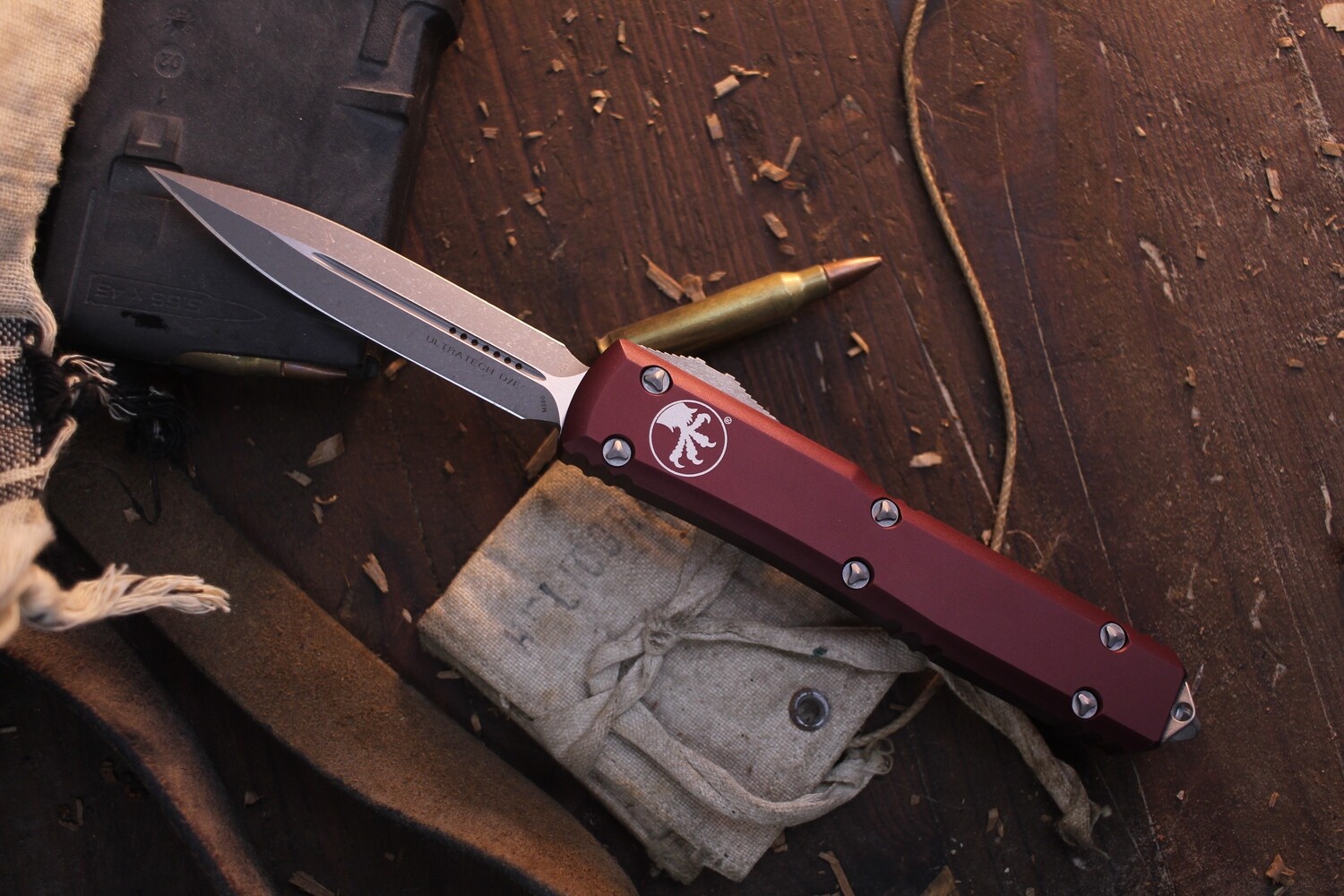 Microtech Ultratech D/E 3.4” OTF Auto / Merlot Aluminum / Apocalyptic