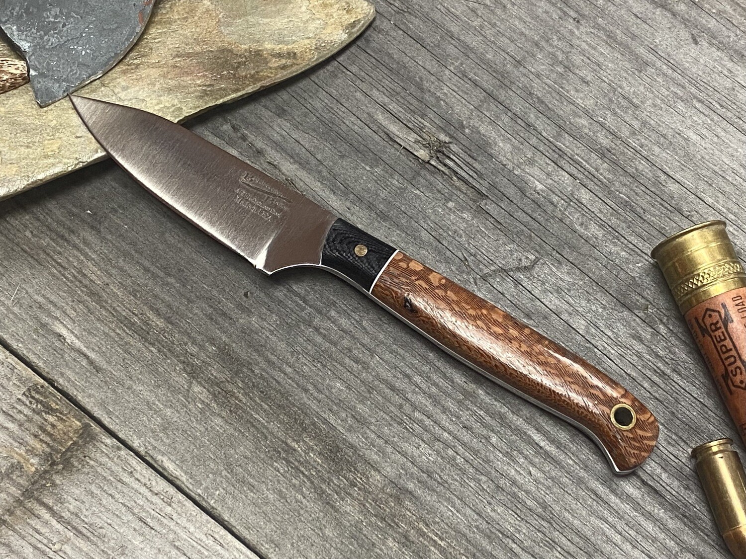 Bordertown Blades 2.75&quot; R. Smalls Fixed Blade / Lacewood w/ Black G10 / White Liners / Satin AEB-L