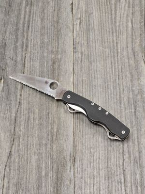 Spyderco Clipitool Rescue 3.5&quot; Framelock Multi Tool / Black G10 / Satin Fully Serrated 8CR13MOV