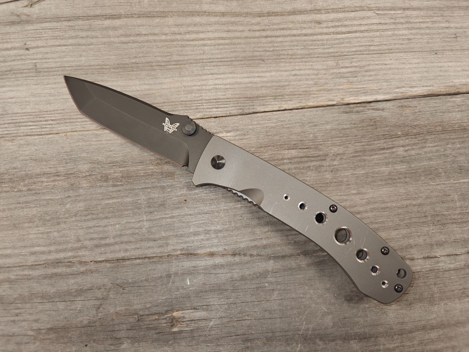 Benchmade Bob Lum design 760BK LFTi 4" Frame Lock / Titanium / Black Tanto CPM-M4 (Pre-Owned)