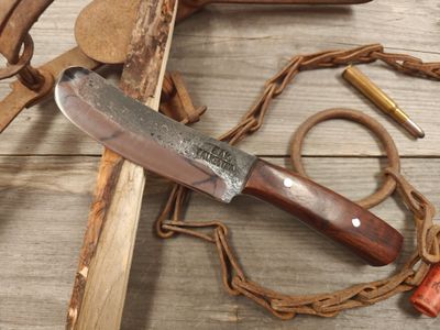 Jeff Owens Moose Skinner 5.5&quot; Fixed Blade / Walnut / Forge Finish 5160