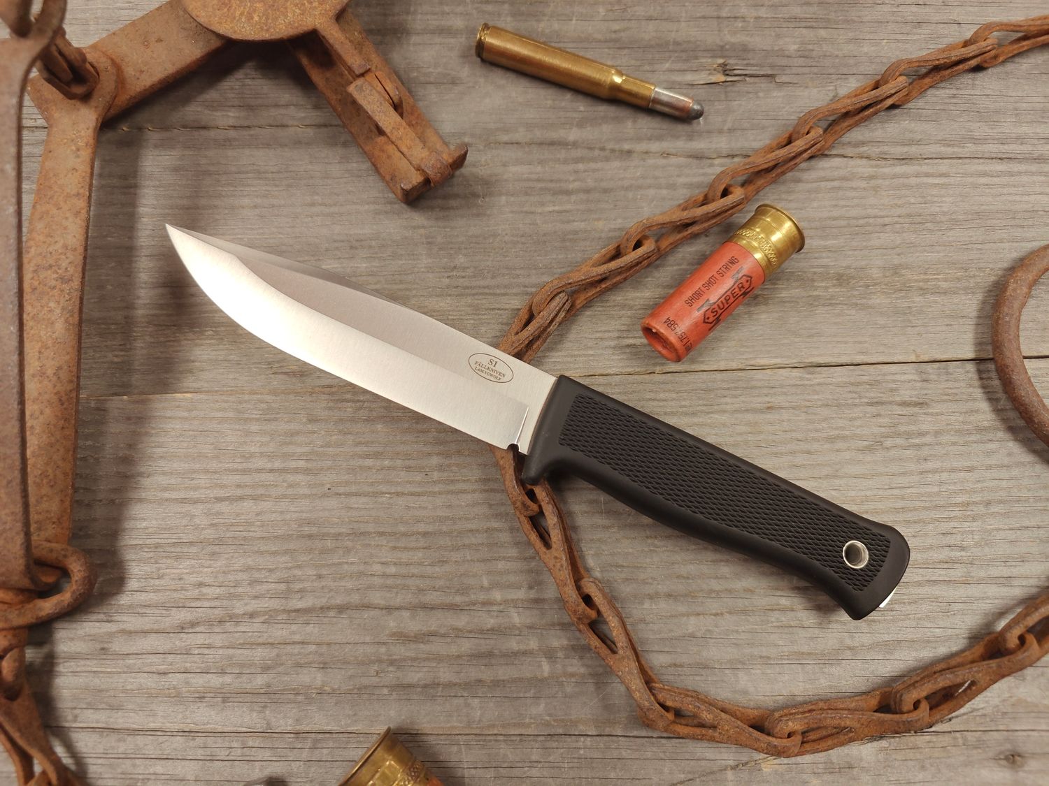 Fallkniven S1 5.1&quot; Fixed Blade Knife / Black Thermorun / Satin VGWOLF / Zytel Sheath