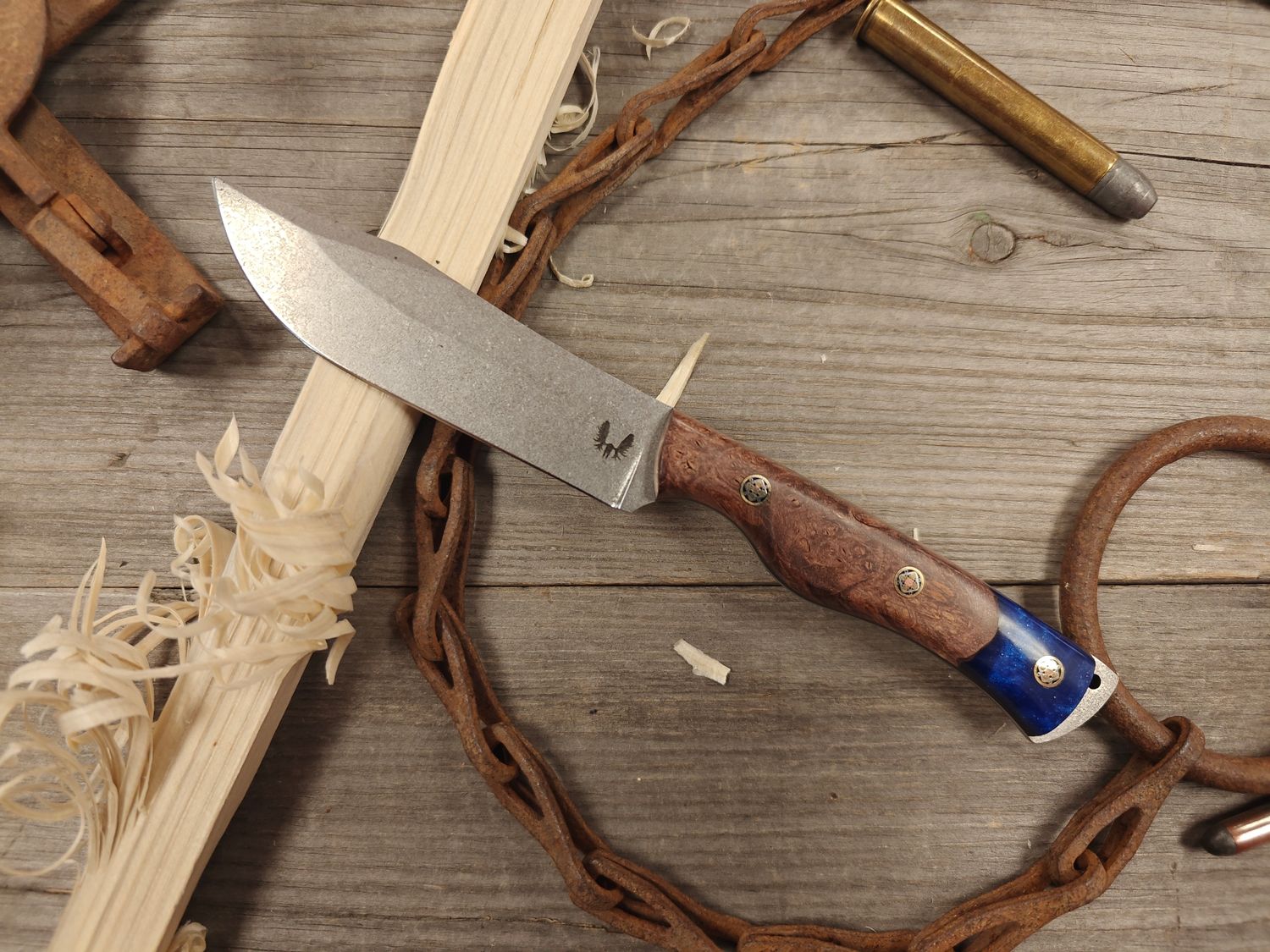 Semper Sharp The Cub 4.5" Fixed Blade / Maple Burl w/ Blue Resin / Black Liners / Satin Splashed Nitro-V Semper Sharp The Cub 4.5" Fixed Blade / Maple Burl w/ Blue Resin / Black Liners / Satin Splashed Nitro-V
