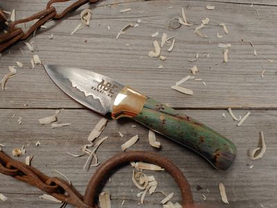 ABE Knives 3&quot; Fixed Blade / Dyed Birch Burl w/ Brass Bolster / San Mai 80Crv2/15n20