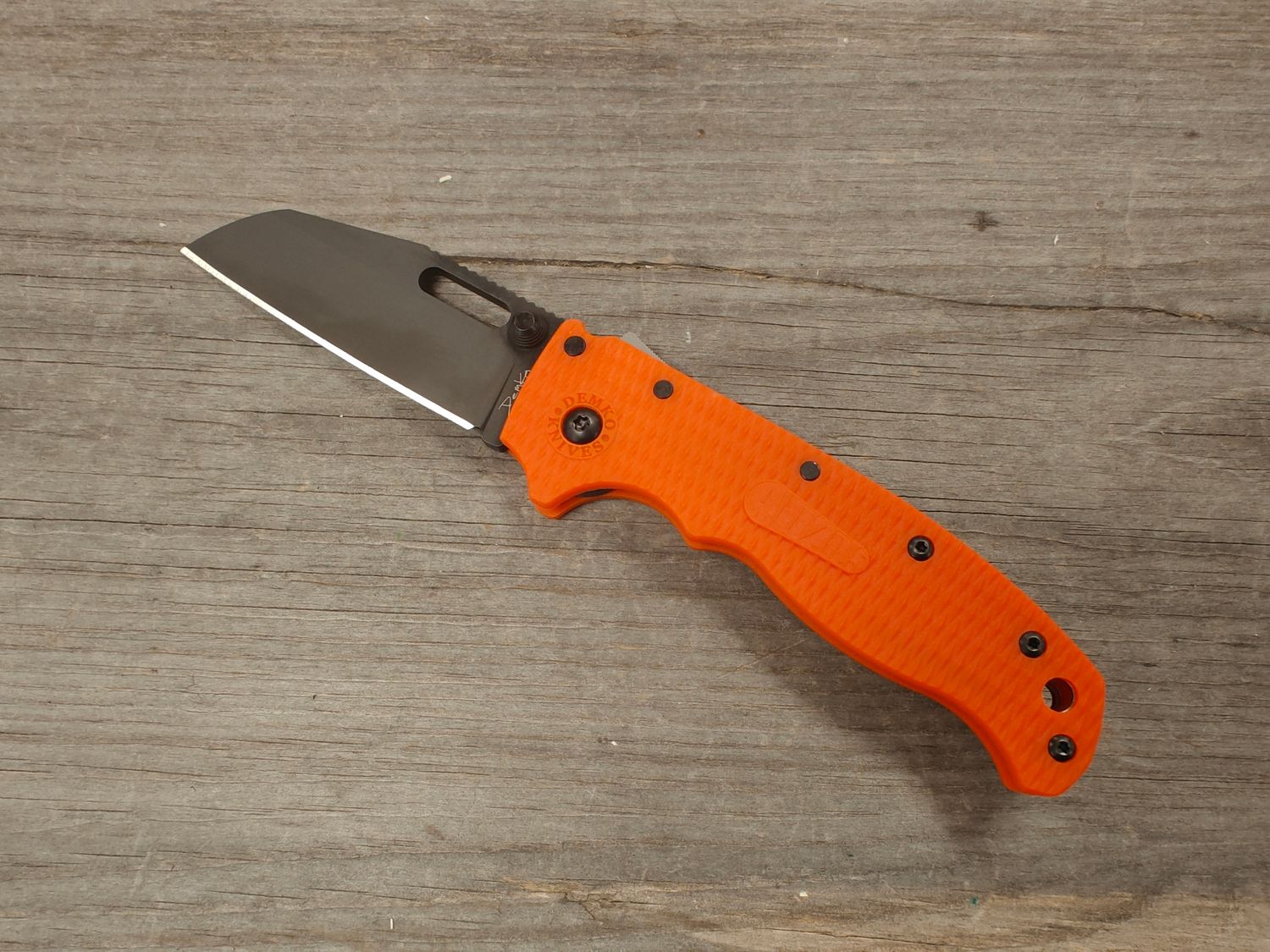 Demko AD 2.05 Org Shark