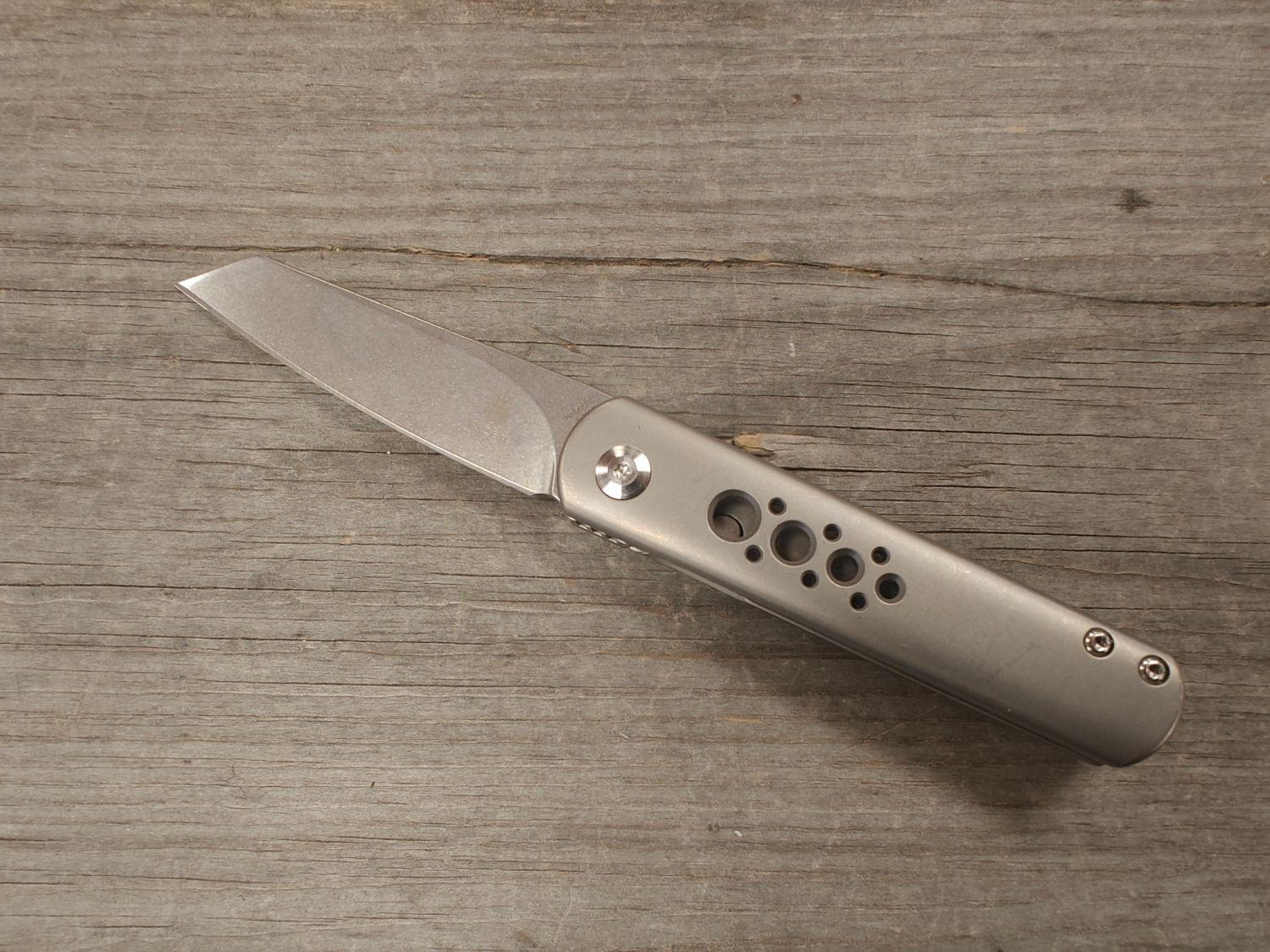 Kizer Feist W  2.82&quot; Frame Lock Knife, Titanium / Stonewash S35vn (Pre-Owned)