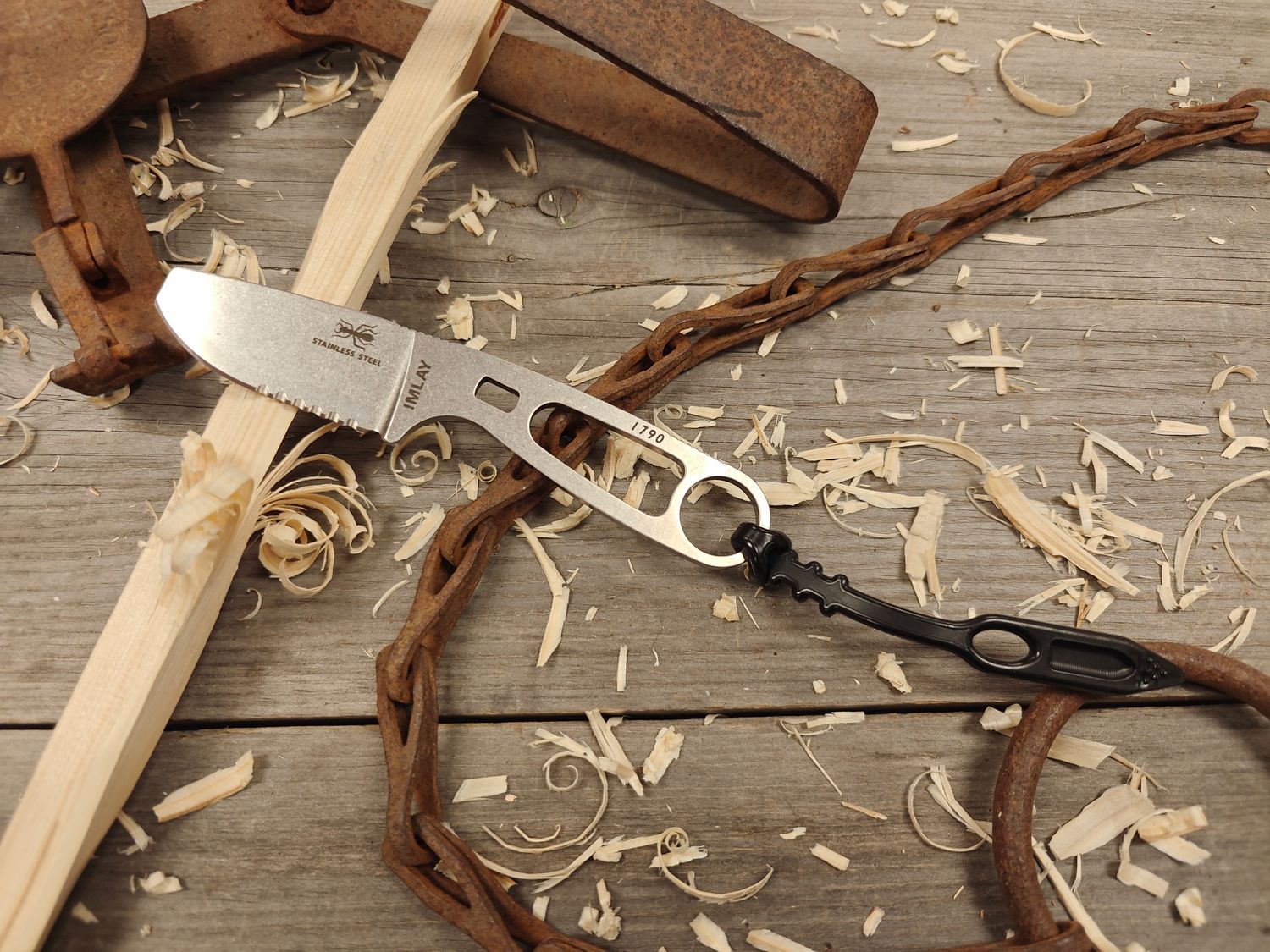 ESEE Knives Imlay 2.25&quot; Partially Serrated Fixed Blade / Skeletonized / Stonewash 440