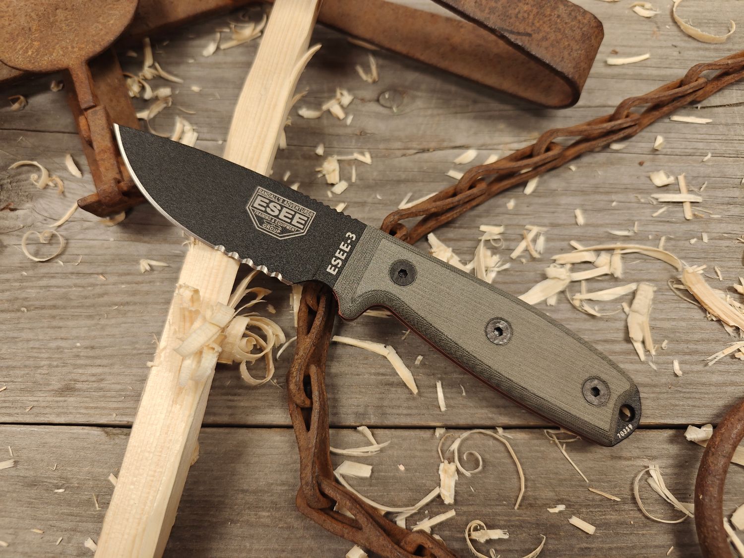 ESEE Knives Model 3 3.5&quot; Partially Serrated Fixed Blade / Grey Micarta With Red Liner / Black 1095