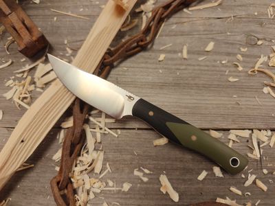 Bestech Knives Heidi 3&quot; Fixed Blade / Black &amp; OD Green G-10 / Satin D2