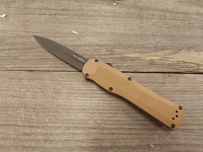 Benchmade Autocrat 3.71&quot; D/E OTF Automatic Knife / Coyote Tan G10 / Black CPM-S30V
