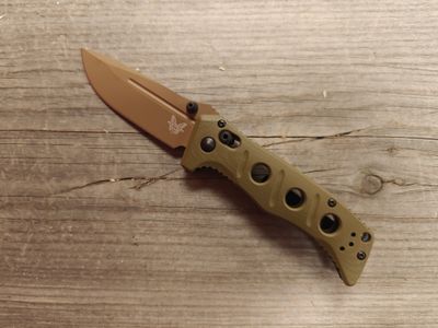 Benchmade Mini Adamas 3.3&quot; AXIS Lock Knife / OD Green G-10 / Flat Dark Earth CPM-CruWear