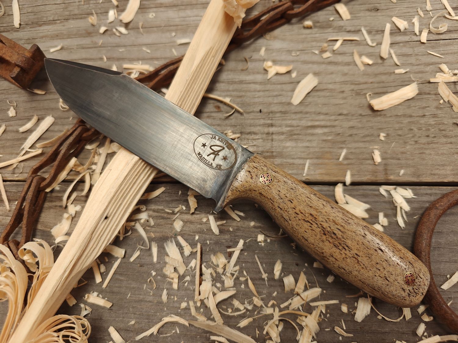 Jason Anderson 5" Fixed Blade / Whale Bone With Mosaic Pins / Blued 5160