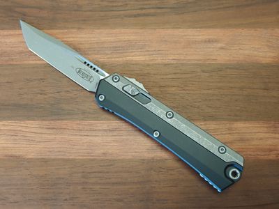 Microtech Glykon Tanto 3.75&quot; OTF Automatic / Black Aluminum &amp; Titanium / Apocalyptic M390