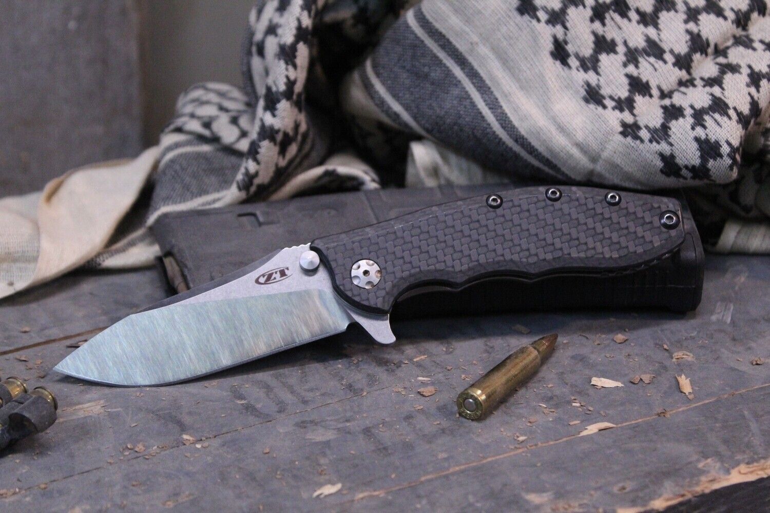 Zero Tolerance 0562 Hinderer 3.5&quot; Frame Lock / Carbon Fiber &amp; Titanium / Satin CPM- 20CV