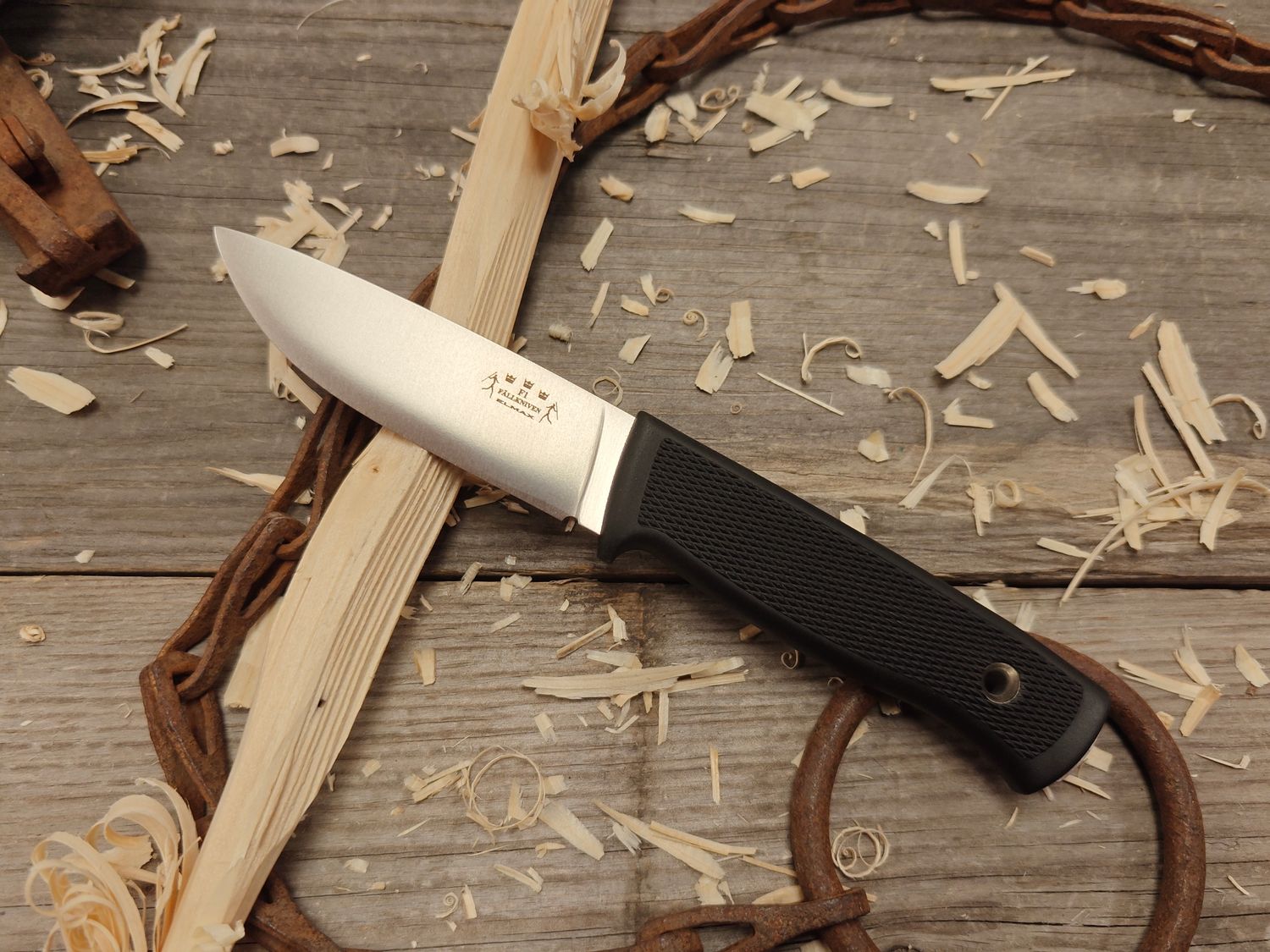 Fallkniven F1 4&quot; Pilot Survival Fixed Blade / Black Polymer / Satin Elmax / Leather Sheath