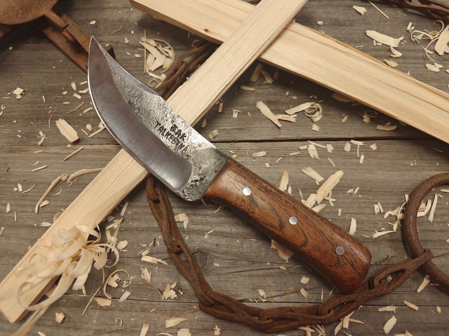 Jeff Owens 5.25&quot; Fixed Blade / Walnut / Forge Finished 5160