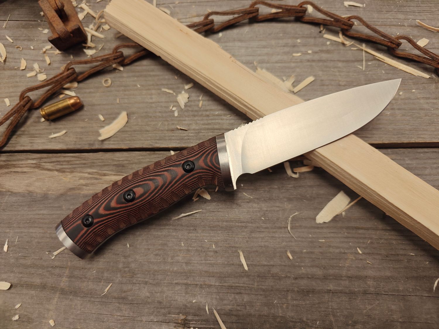 Buck Selkirk 4.5 Fixed Blade / Brown &amp; Black Micarta / Satin 420