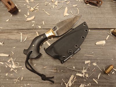 Jun Deuna Blades 4&quot; Leaf Design Fixed Blade / Blackwood w/ Brass Bolster / Blued 1095