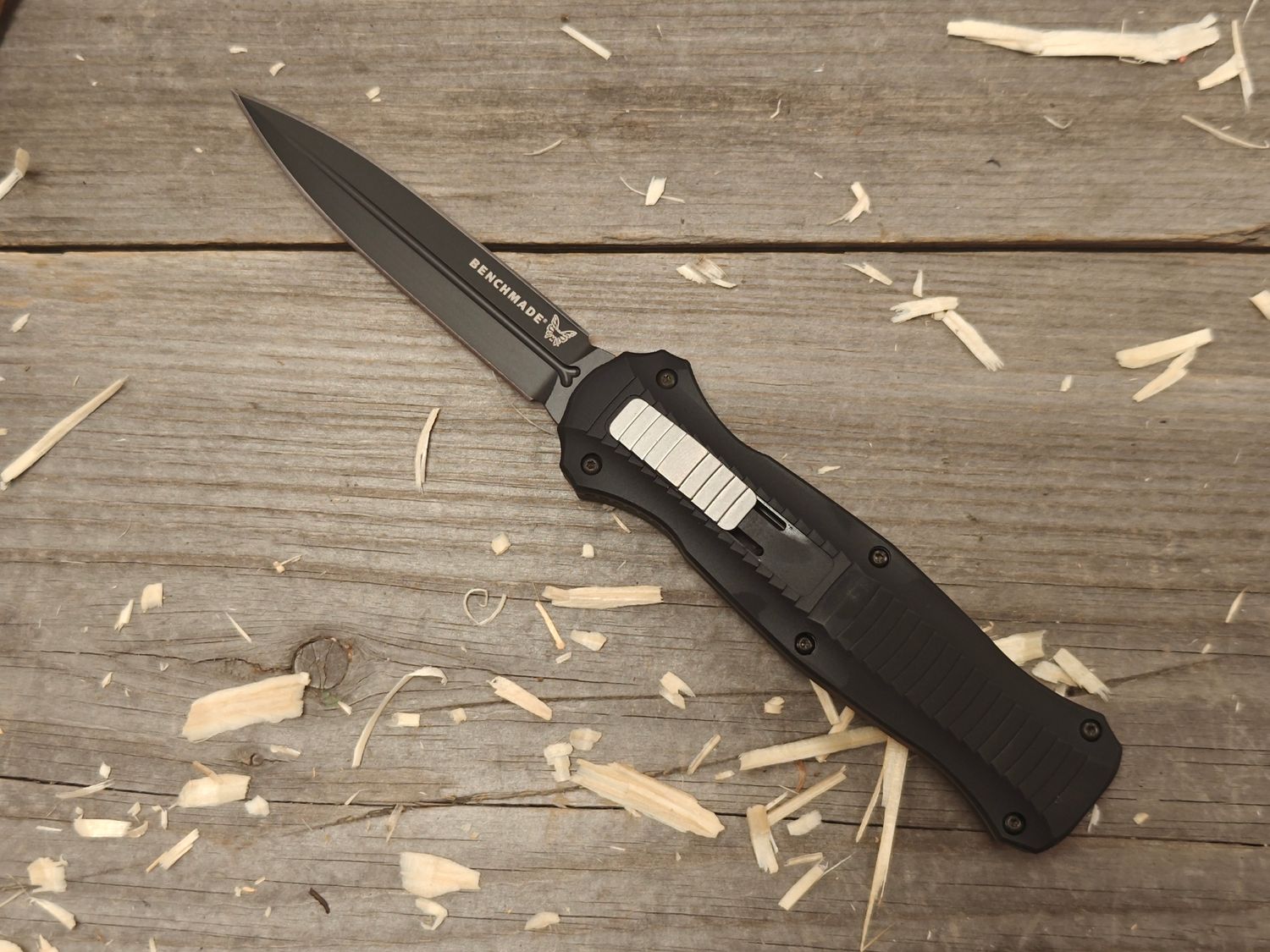 Benchmade Infidel 3.9&quot; D/E OTF Automatic Knife / Black Aluminum / Black D2