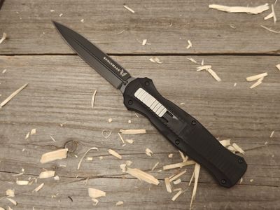 Benchmade Infidel 3.9&quot; D/E OTF Automatic Knife / Black Aluminum / Black D2