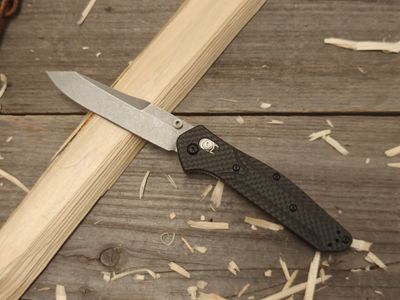 Benchmade Osborne 3.4&quot; AXIS Lock Knife / Carbon Fiber  / Stonewash CPM-S90V
