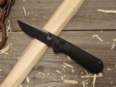 Benchmade Redoubt 3.5&quot; Partlliay Serrated AXIS Lock Folding Blade / Black Grivory / Black CPM-D2