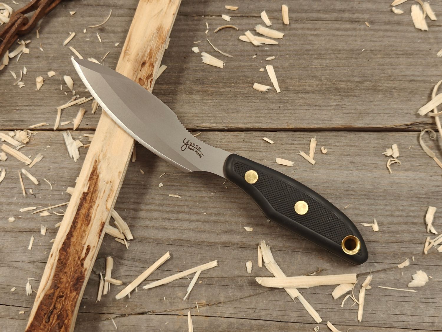 Knives of Alaska Yukon #2 3.75&quot; Fixed Blade Elliptical Hunting Knife, D2 Tool Steel / SureGrip™ Handle