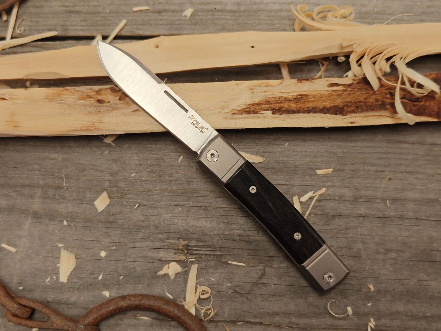 LionSteel BestMan 2 3&quot; Slip Joint / Ebony Wood / Satin M390
