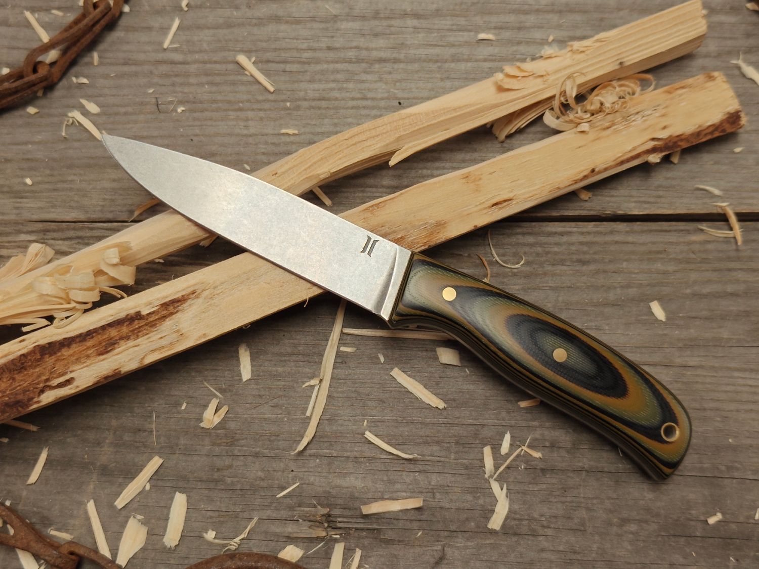 Isley Blades Model 42 4.5&quot; Fixed Blade / Camo G10 / Stonewash AEB-L