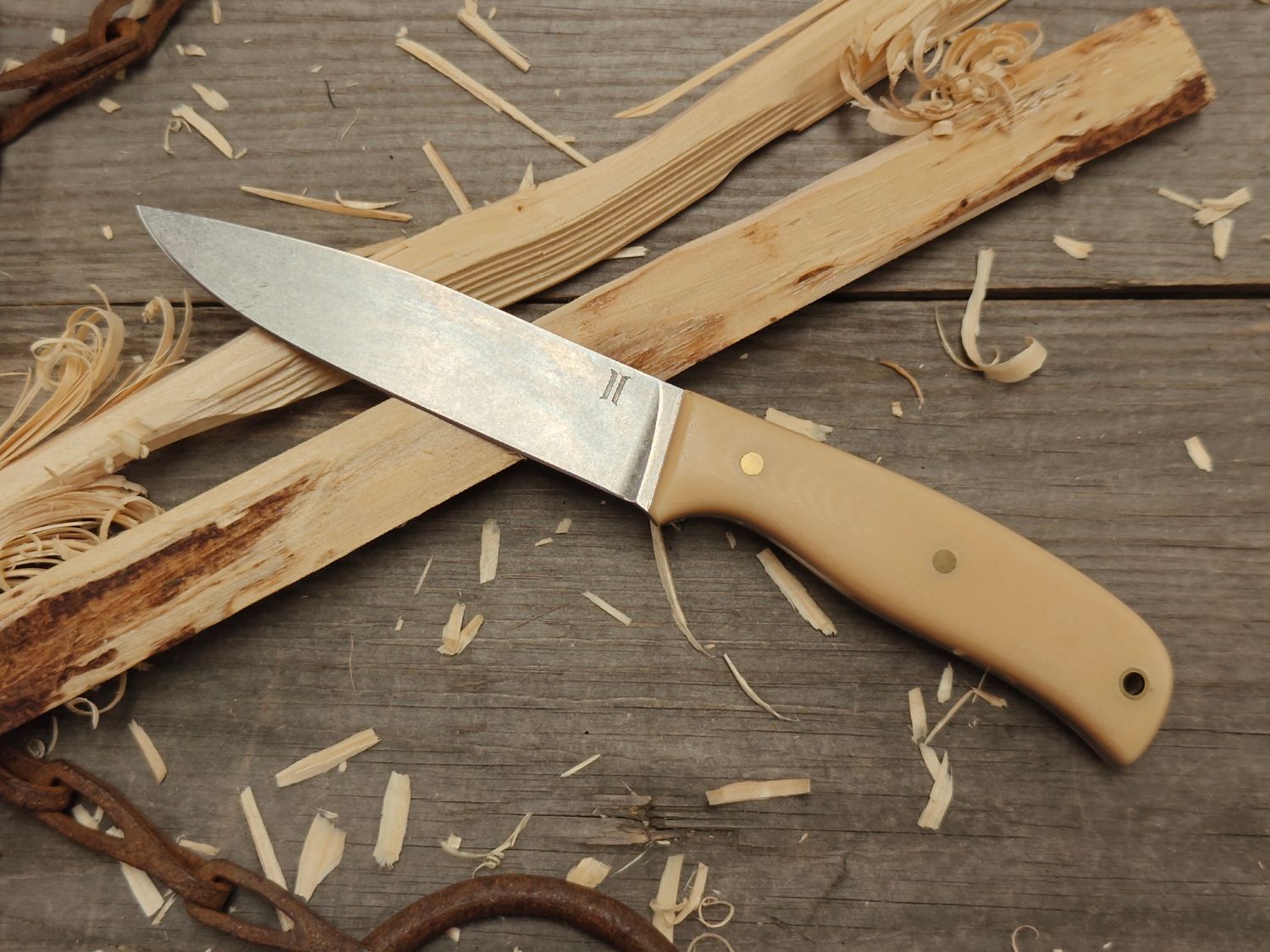 Isley Blades Model 42 4.5&quot; Fixed Blade / Beige G10 / Stonewash AEB-L