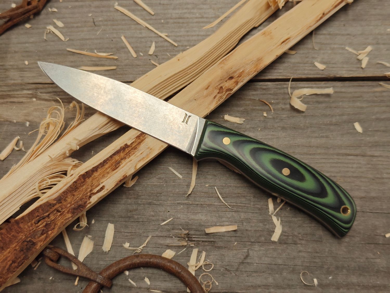 Isley Blades Model 42 4.5&quot; Fixed Blade / Black &amp; Green G10 / Stonewash AEB-L