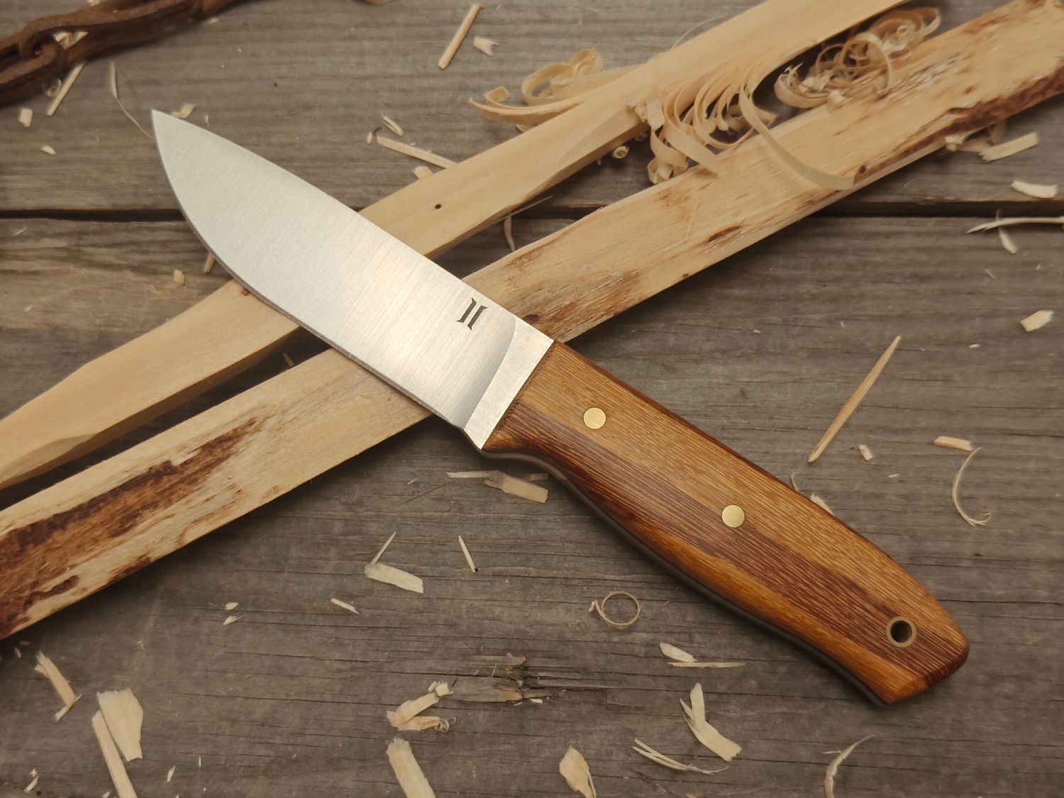 Isley Blades Model 1 4&quot; Fixed Blade / Stabilized Zebra Wood w/ Black Liners / Satin AEB-L