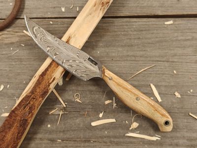 Mark Couch Feather Damascus 4&quot; Fixed Blade / Alaskan Birch / 15N20 &amp; 1080