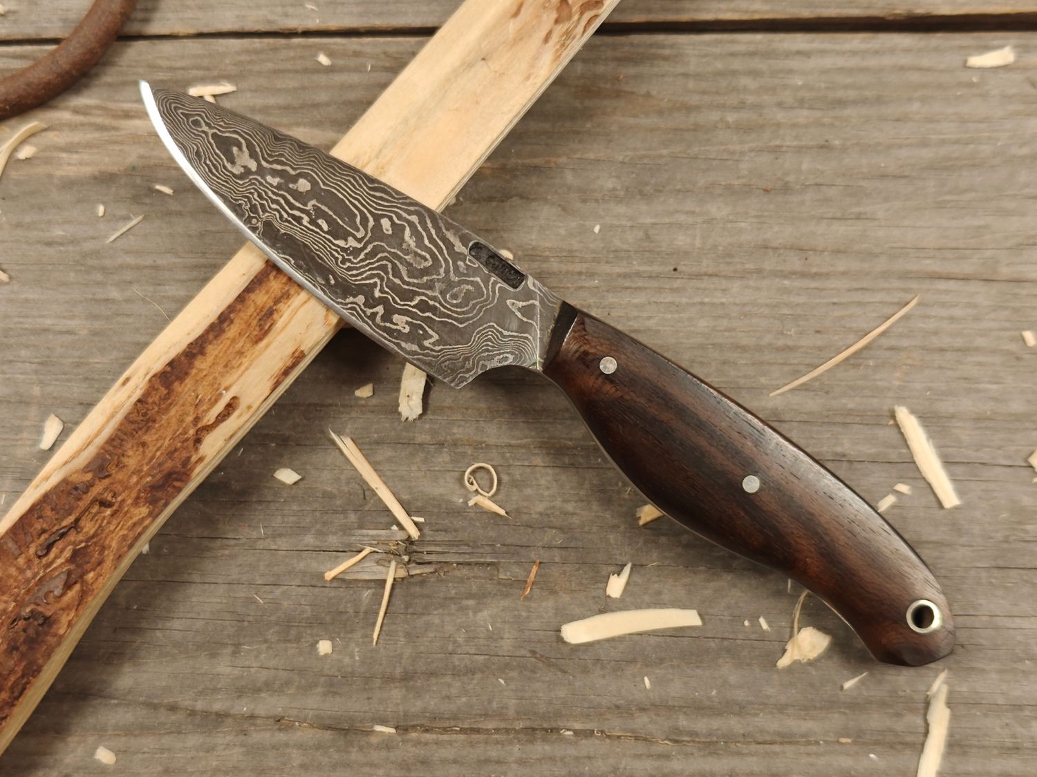 Mark Couch Damascus 3.5&quot; Fixed Blade/ Walnut / 15N20 &amp; 1080