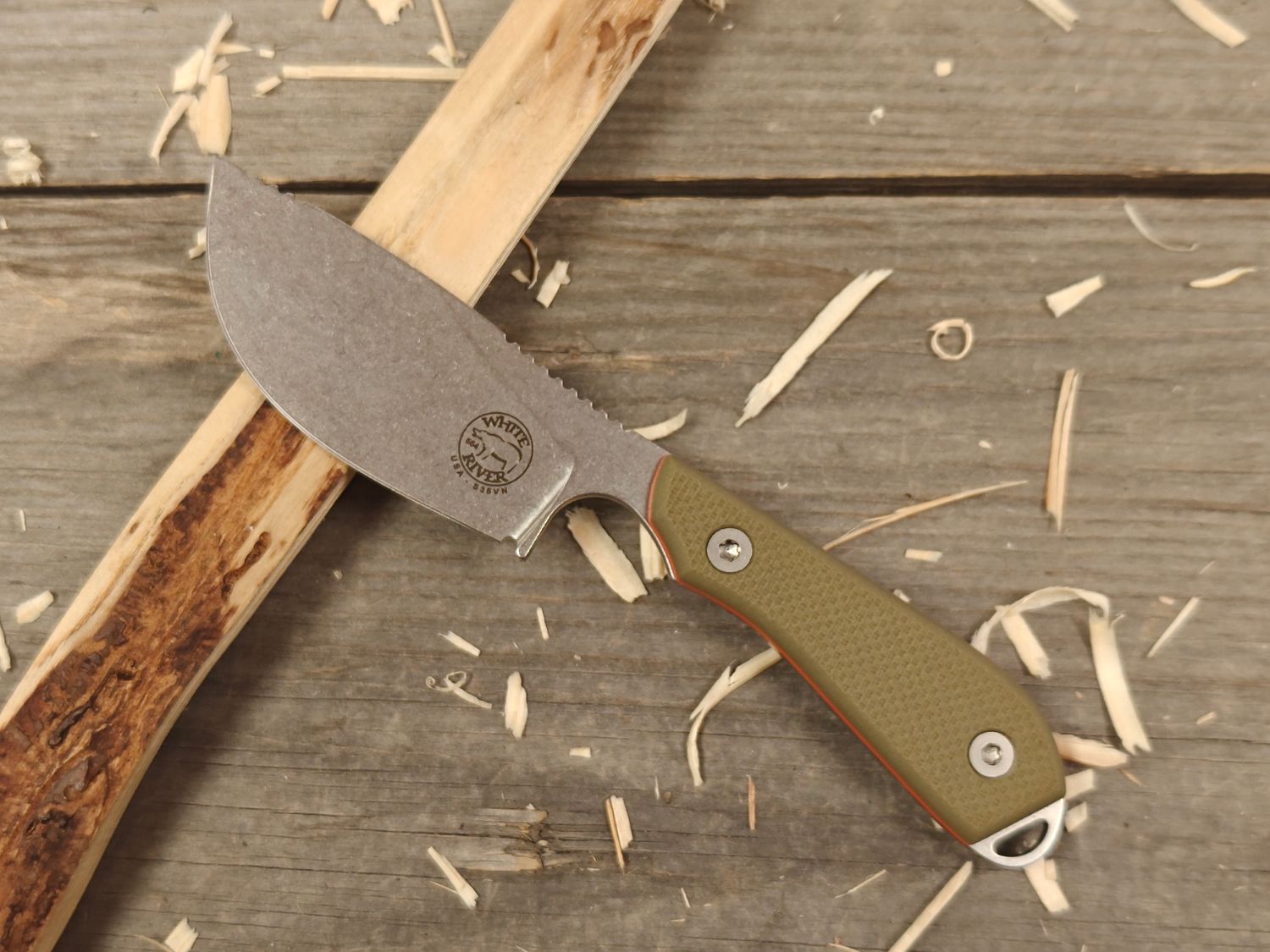 White River Model 1 Skinner 3.5" Fixed Blade / Green &amp; Orange G10 / StoneWash CPM S35VN