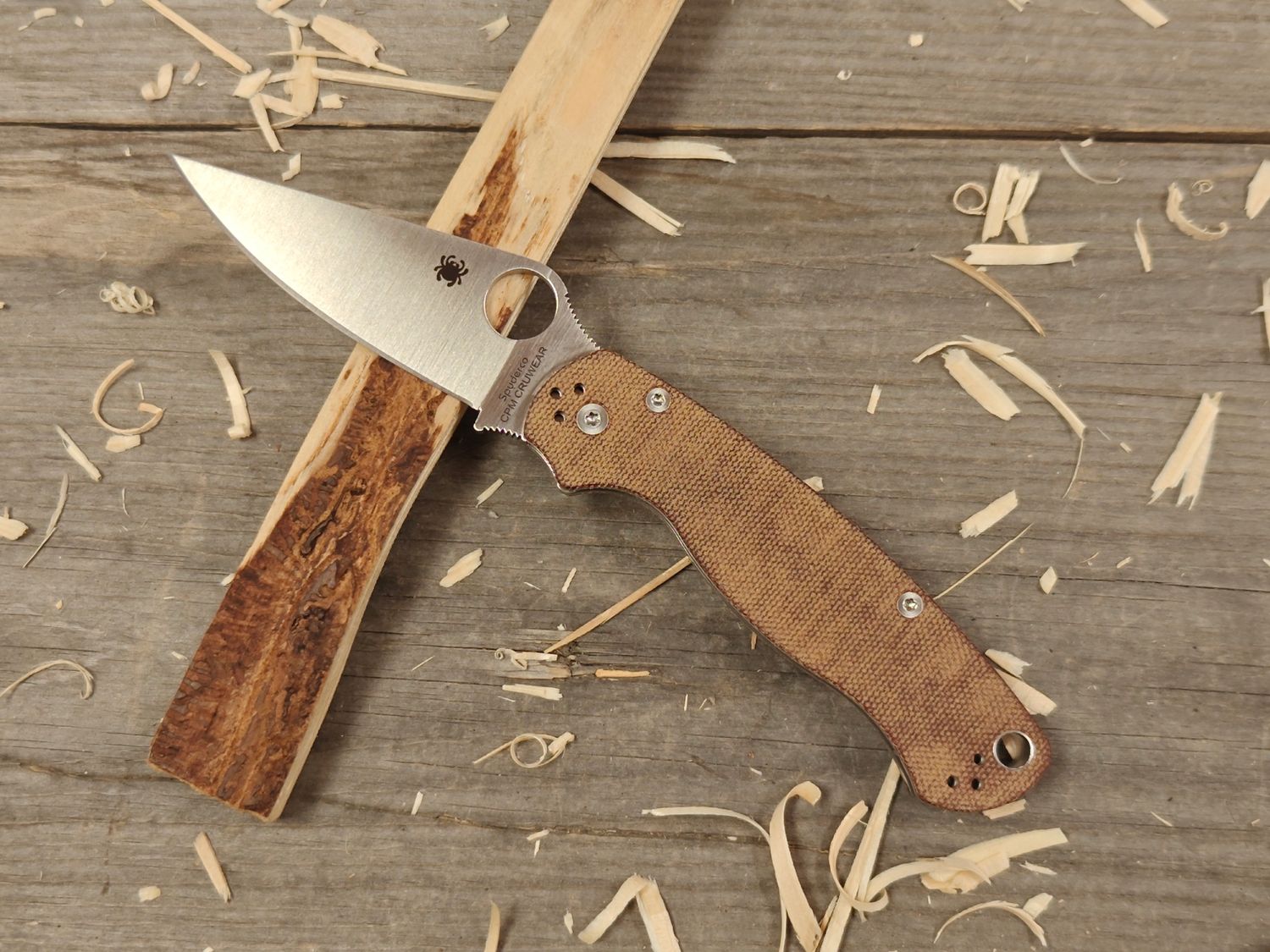 Spyderco Paramilitary 2 3.44&quot; Knife / Natural Micarta / Satin CPM Cruwear