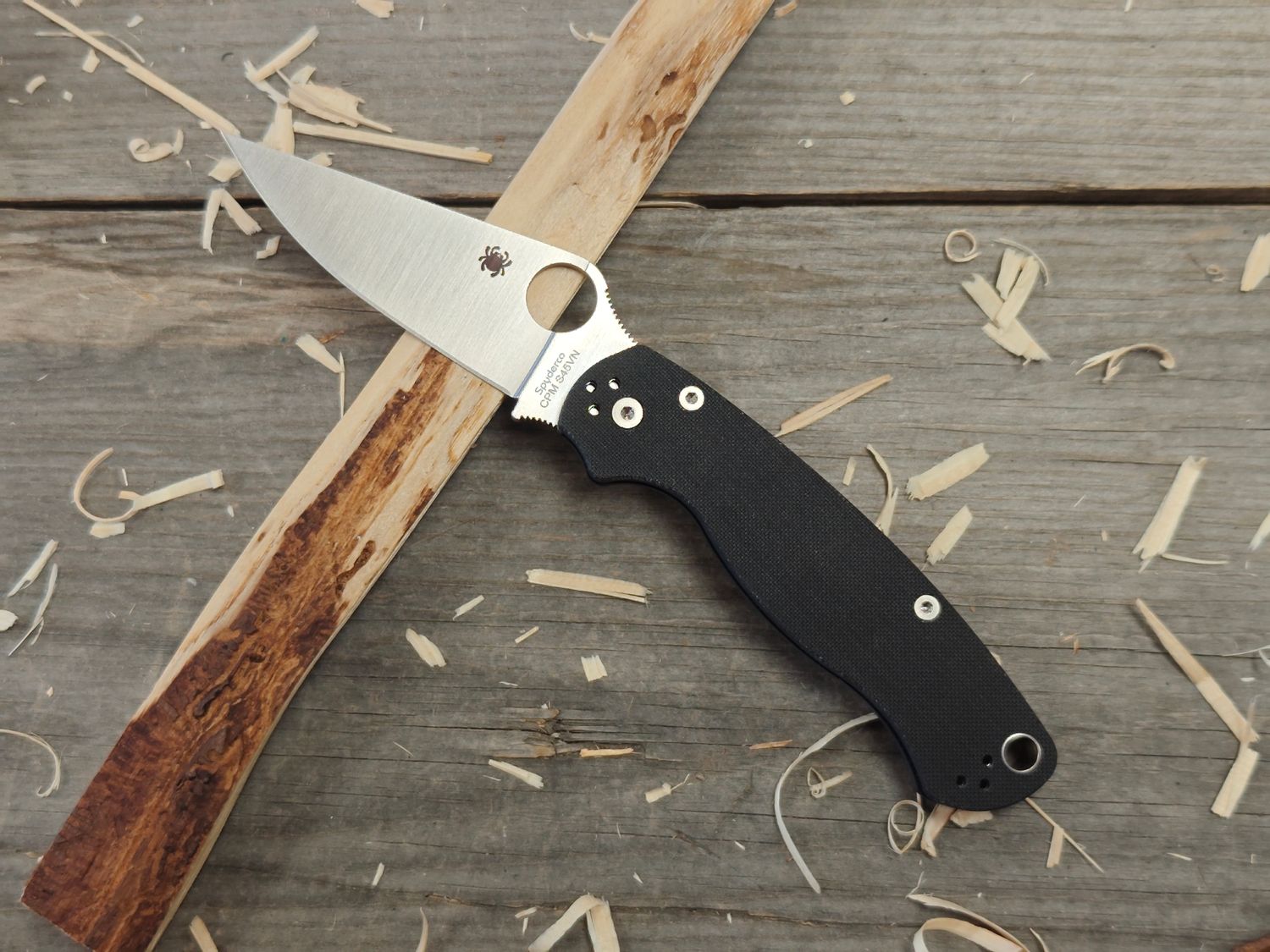 Spyderco Paramilitary 2 3.44&quot; Compression Lock Blade / Black G-10 / Satin S45VN