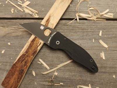 Spyderco Microjimbo 2.5&quot; Compression Lock Knife / Black G-10 / Black CPM-S30V