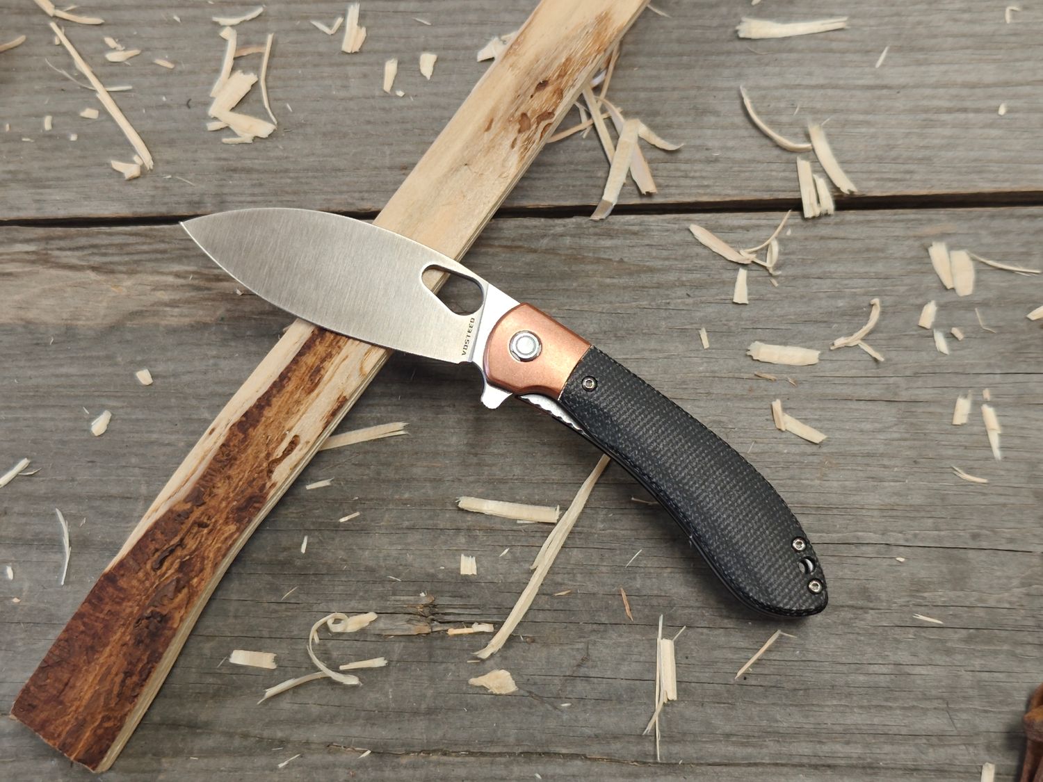 Vosteed Nightshade 3.3" Linerlock / Black Micarta &amp; Copper Bolster / Satin ELMAX